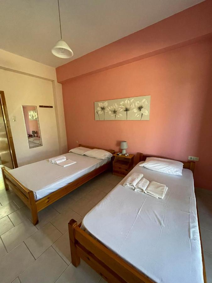 Yfantis Sakis Apartment'S Eratiní Ngoại thất bức ảnh