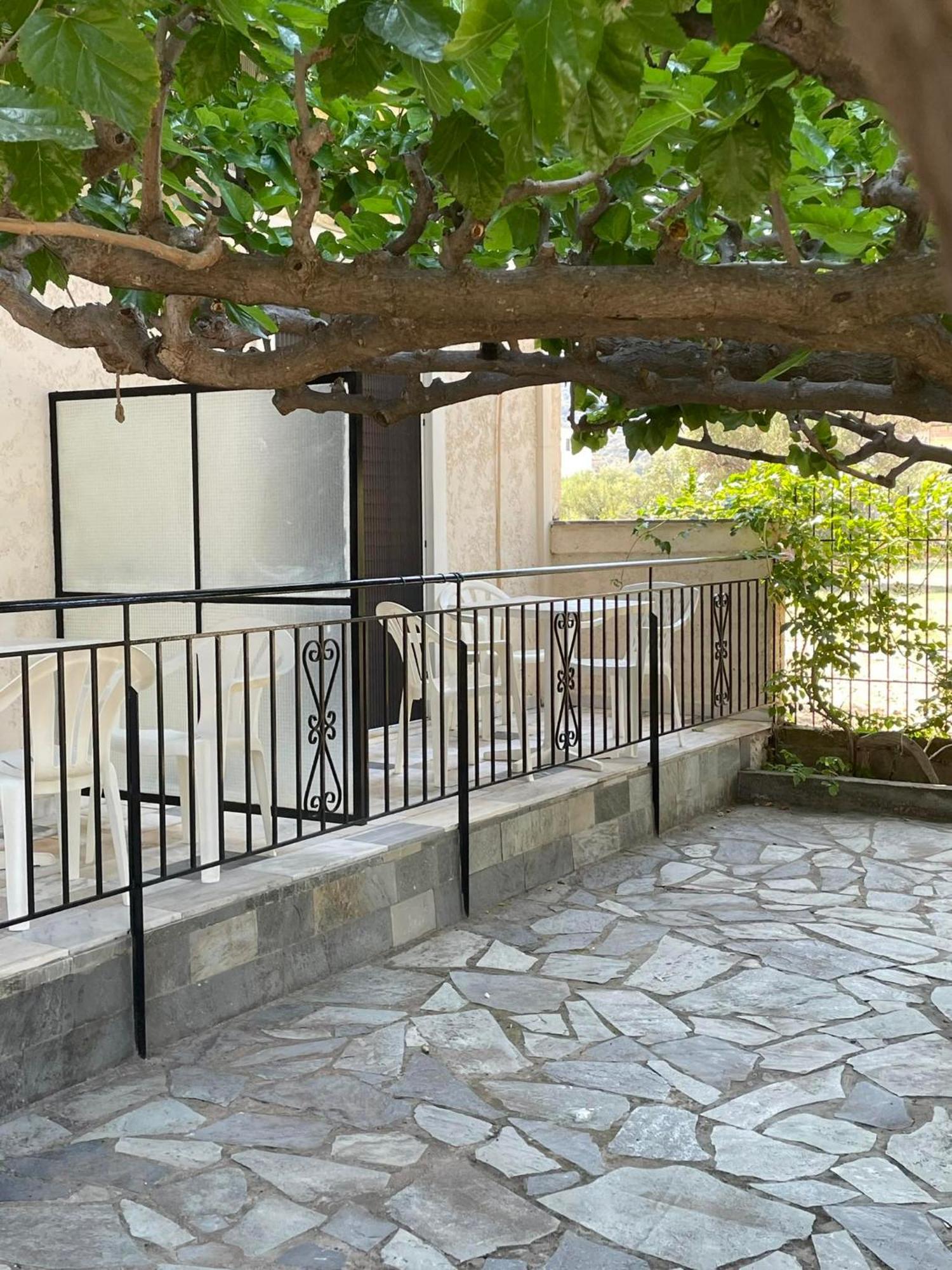 Yfantis Sakis Apartment'S Eratiní Ngoại thất bức ảnh